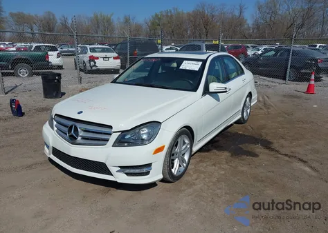 2012 Mercedes-Benz C 300 Luxury 4Matic/Sport 4Matic from USA, damaged, VIN WDDGF8BB8CA714148